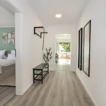 At Weinmeister - Stilvoll In Der City Apartmán